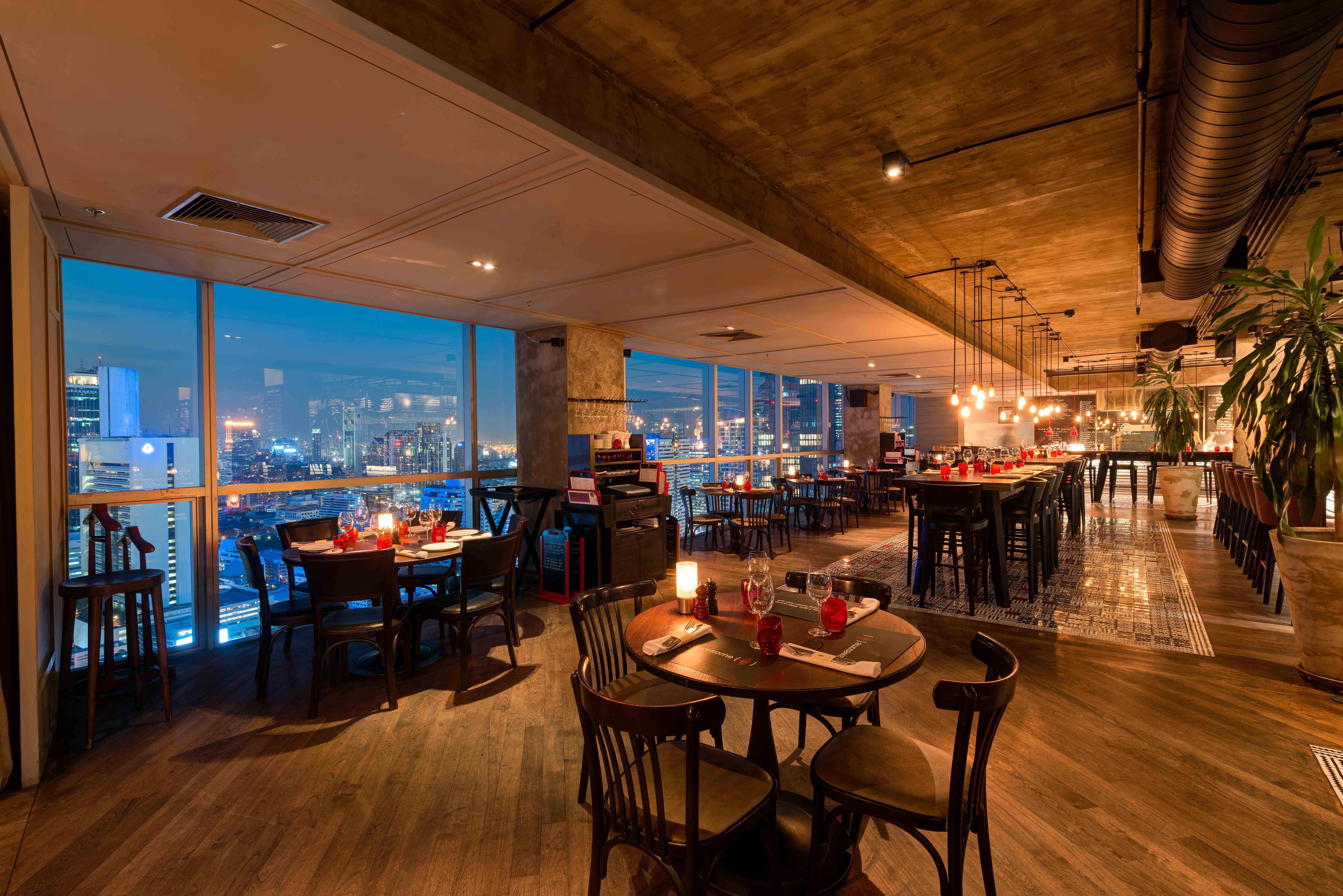 Pullman Bangkok Hotel G Екстер'єр фото The 39th Restaurant